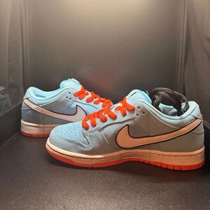Nike SB Dunk Low "Club 58 Gulf" size 7, excellent condition!